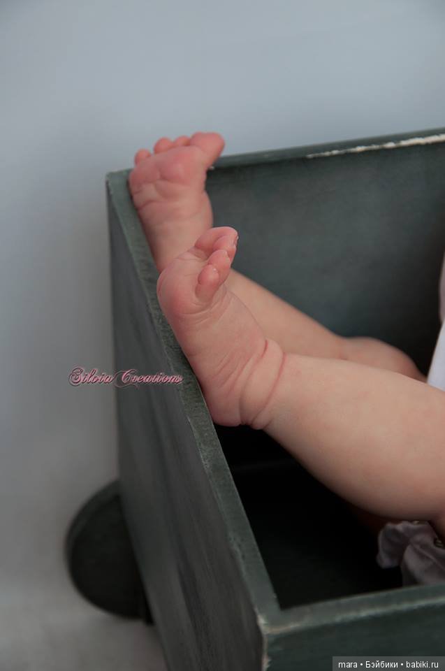 Adelaide от скульптора Andrea Arcello, автор прототипа Silvia Ezquerra