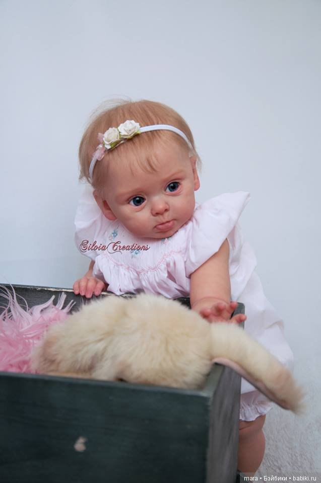 Adelaide от скульптора Andrea Arcello, автор прототипа Silvia Ezquerra