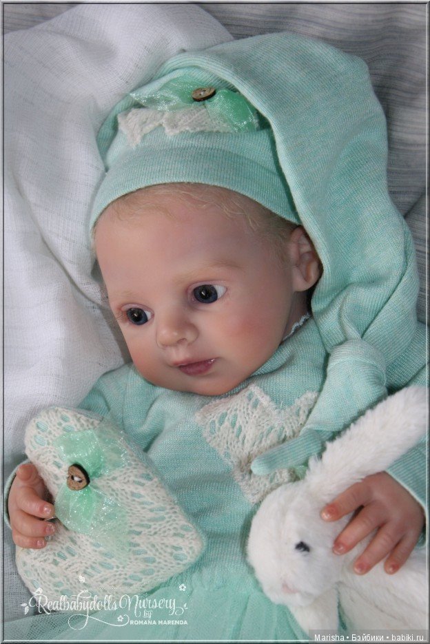 Emmi скульптора Regina Labuc-Hoga