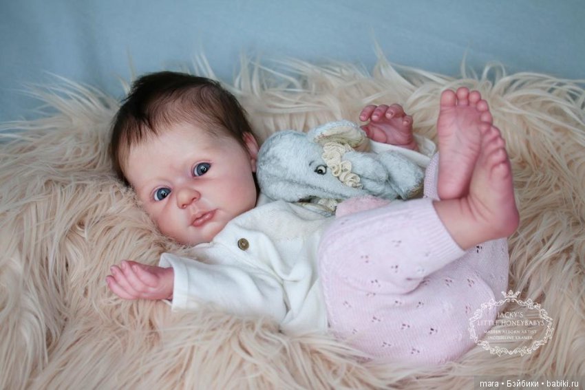 Sophie скульптора Ann Timmerman, автор прототипа Jacqueline Kramer