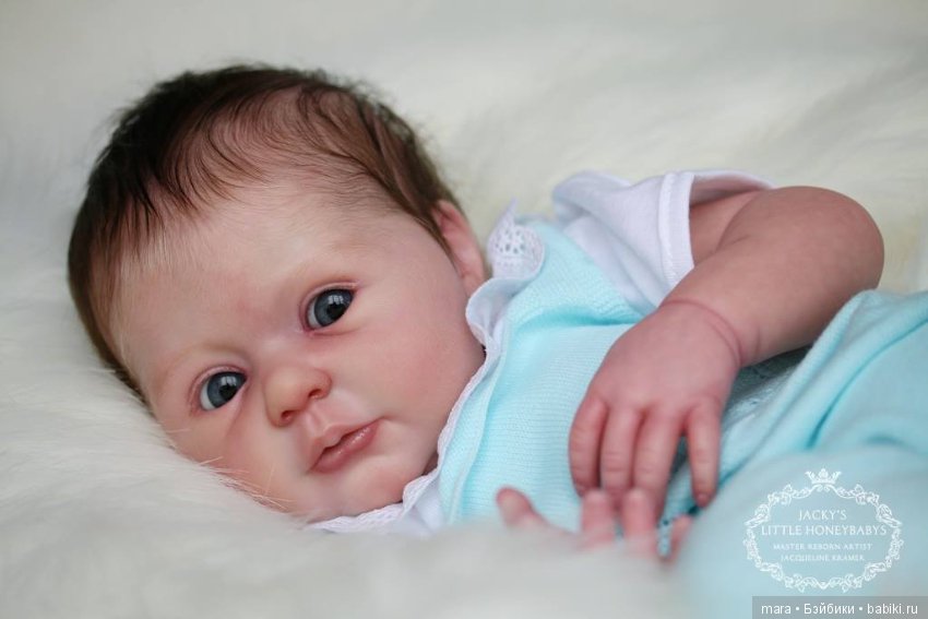 Sophie скульптора Ann Timmerman, автор прототипа Jacqueline Kramer