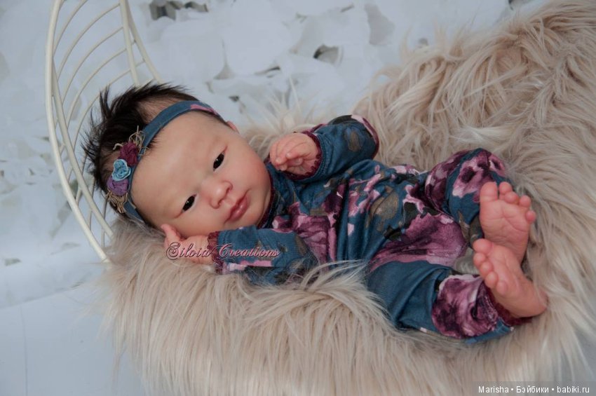 Realborn Laila awake, автор прототипа Silvia Ezquerra