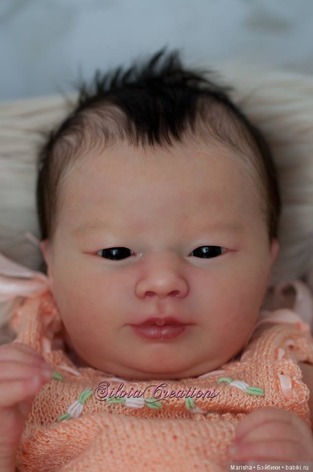 Realborn Laila awake, автор прототипа Silvia Ezquerra