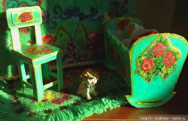 Колыбелька и стульчик в стиле ретро