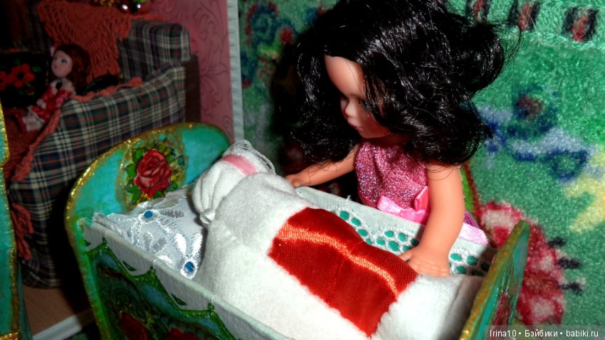 Колыбелька и стульчик в стиле ретро