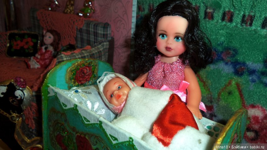 Колыбелька и стульчик в стиле ретро