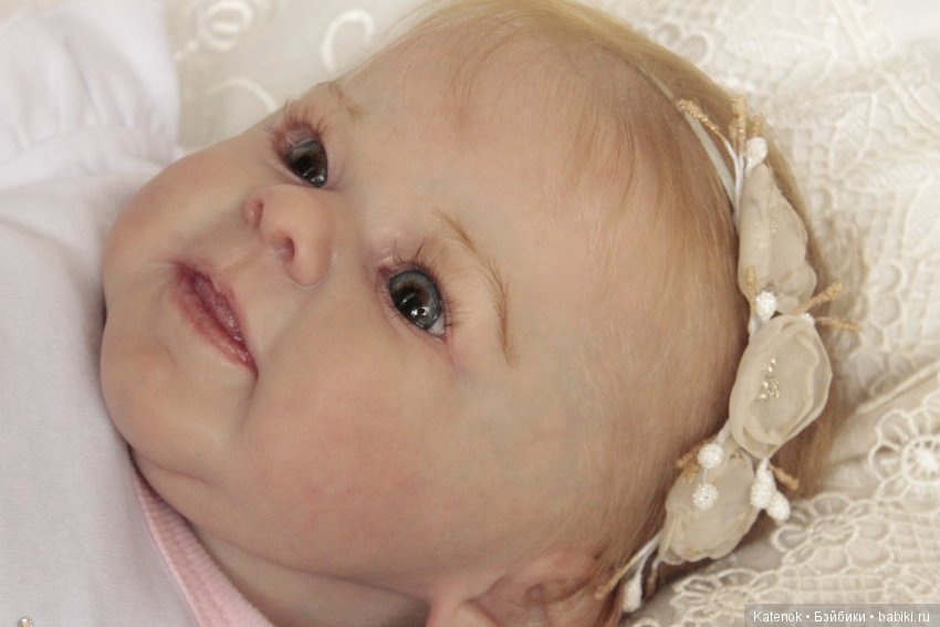 Малышка Грета. Скульптор Andrea Arcello