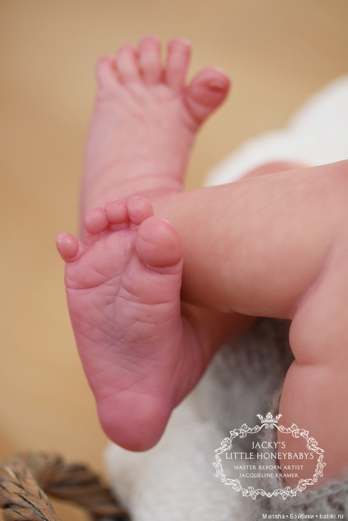 Chase скульптора Bonnie Brown, автор прототипа Jacqueline Kramer