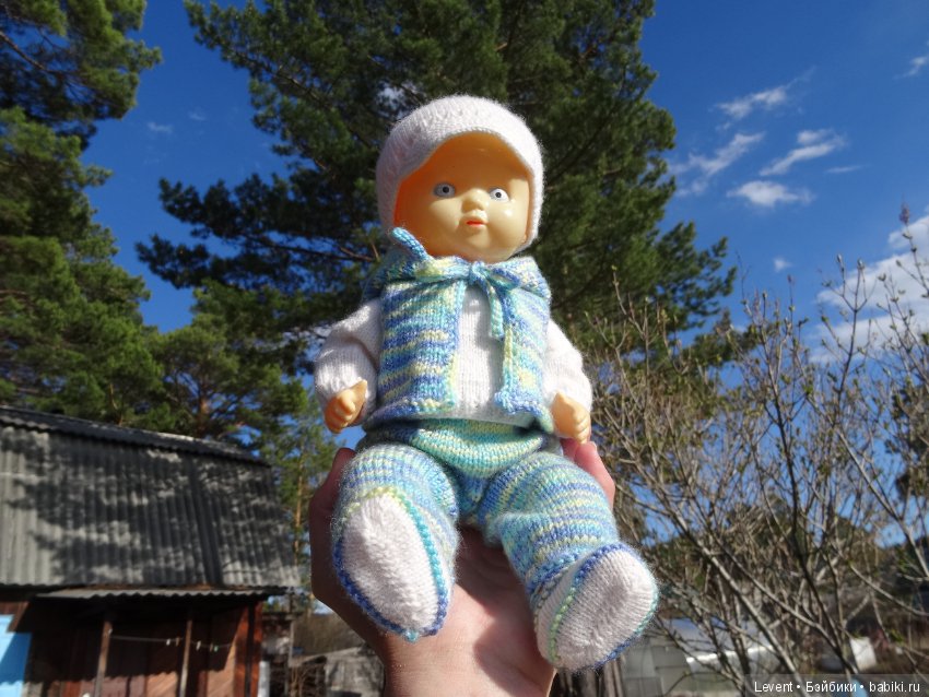 Скучно малышу в уголке стало. Пойдем гулять (фото 9)