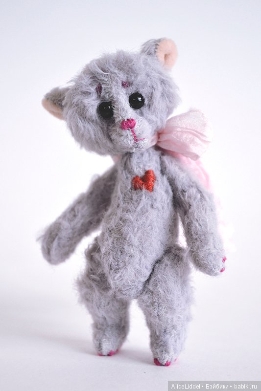 Два медведя и кот-авантюрист