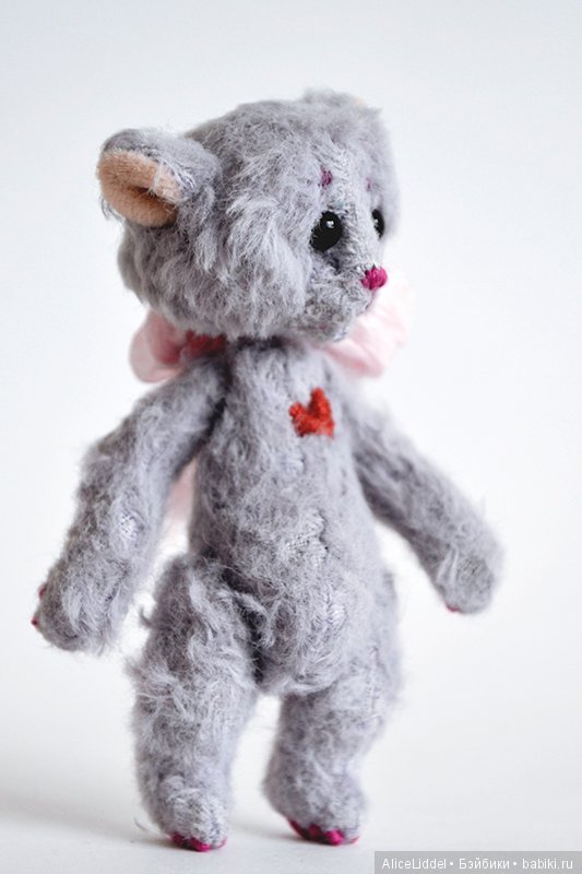 Два медведя и кот-авантюрист