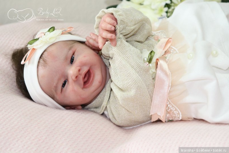 Lil Smile от скульптора Phil Donnelly, автор прототипа Lilia Ziems