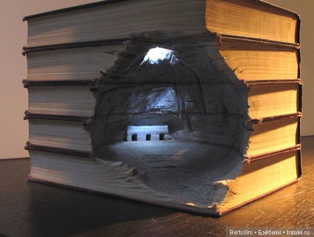 Вырезанные миры Гая Лараме