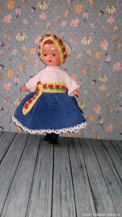 Связала наряд для куклы, подаренной мне, привезенной из Чехии (фото 4)