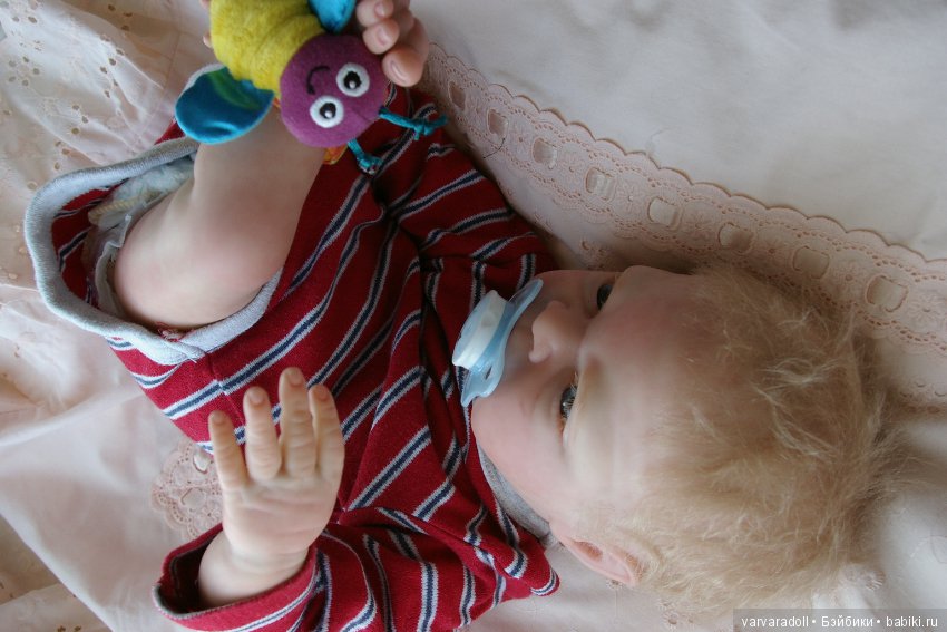 Малыш родился Молд Френки