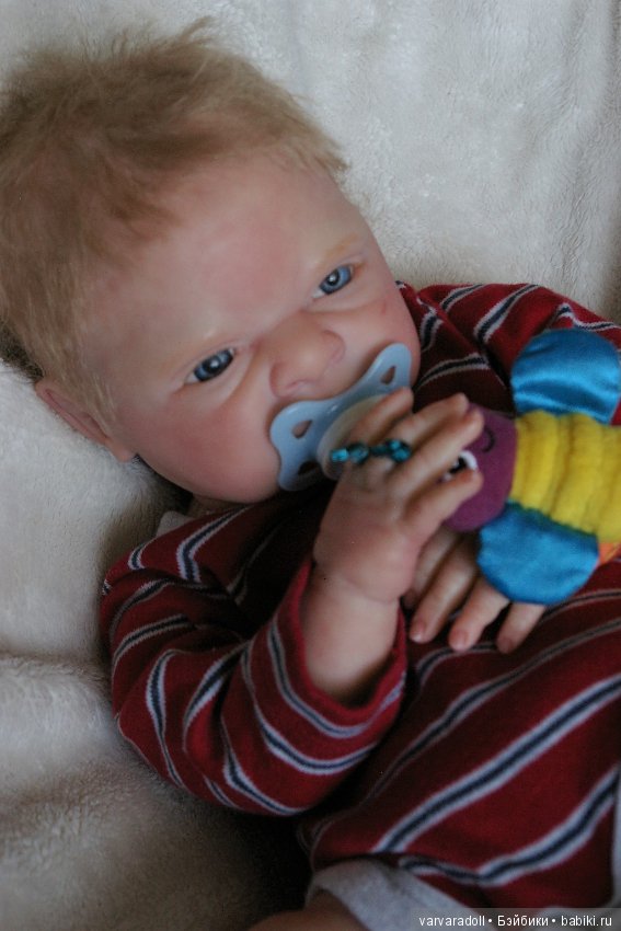 Малыш родился Молд Френки