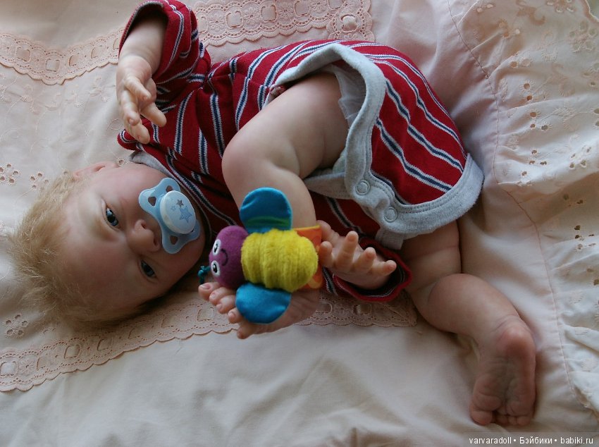 Малыш родился Молд Френки