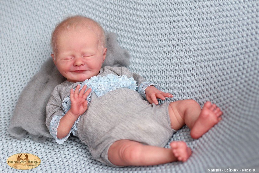 Uriel скульптора Priscilla Lopes, автор прототипа Bianca Franke