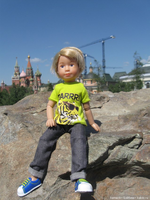 Мишка Крузиков. Или куда не ступала нога взрослых кукол в Зарядье