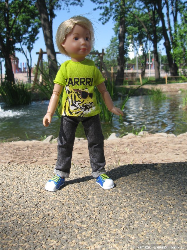 Мишка Крузиков. Или куда не ступала нога взрослых кукол в Зарядье