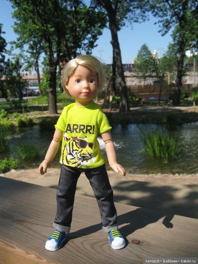 Мишка Крузиков. Или куда не ступала нога взрослых кукол в Зарядье