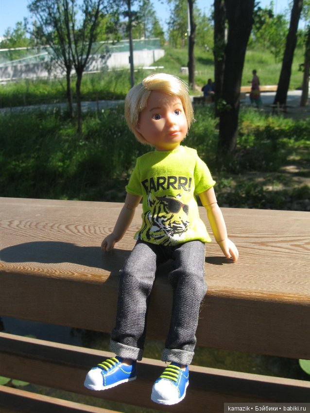 Мишка Крузиков. Или куда не ступала нога взрослых кукол в Зарядье