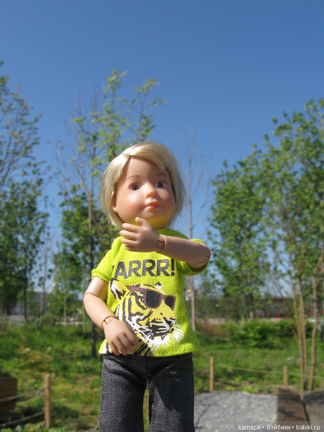 Мишка Крузиков. Или куда не ступала нога взрослых кукол в Зарядье