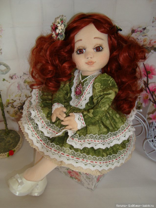 Текстильная коллекционная куколка Розочка (фото 9)