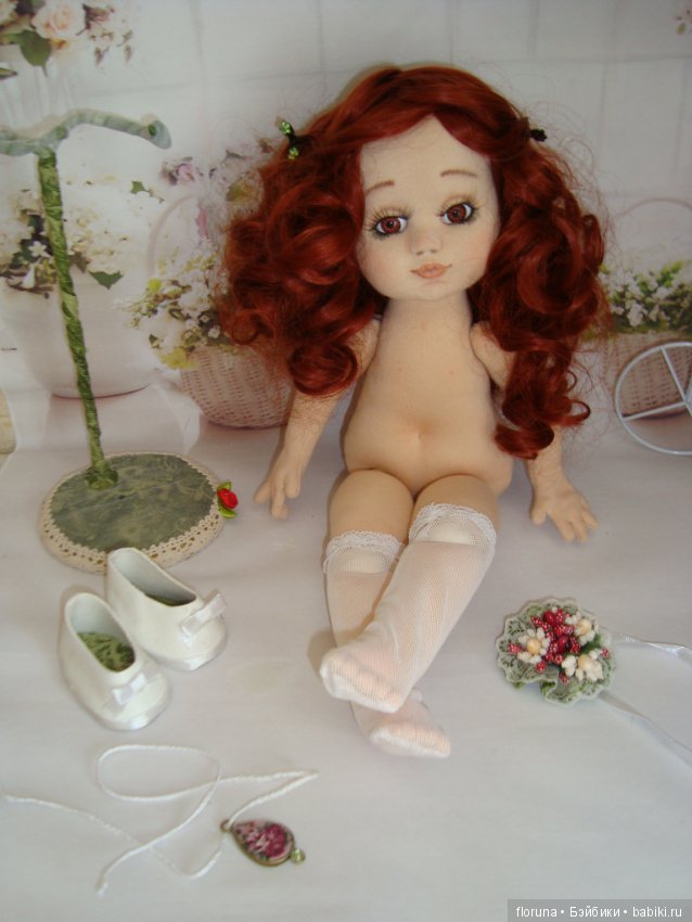 Текстильная коллекционная куколка Розочка (фото 4)