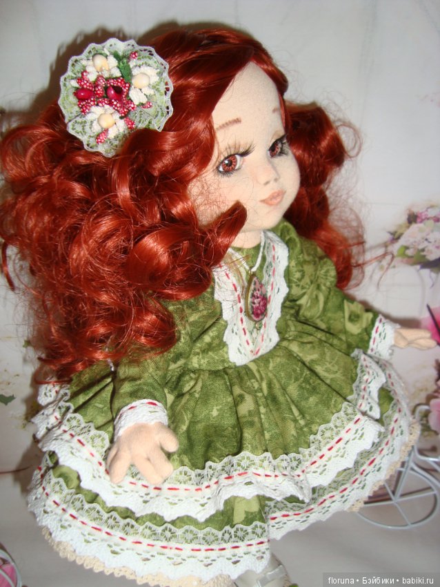 Текстильная коллекционная куколка Розочка (фото 8)