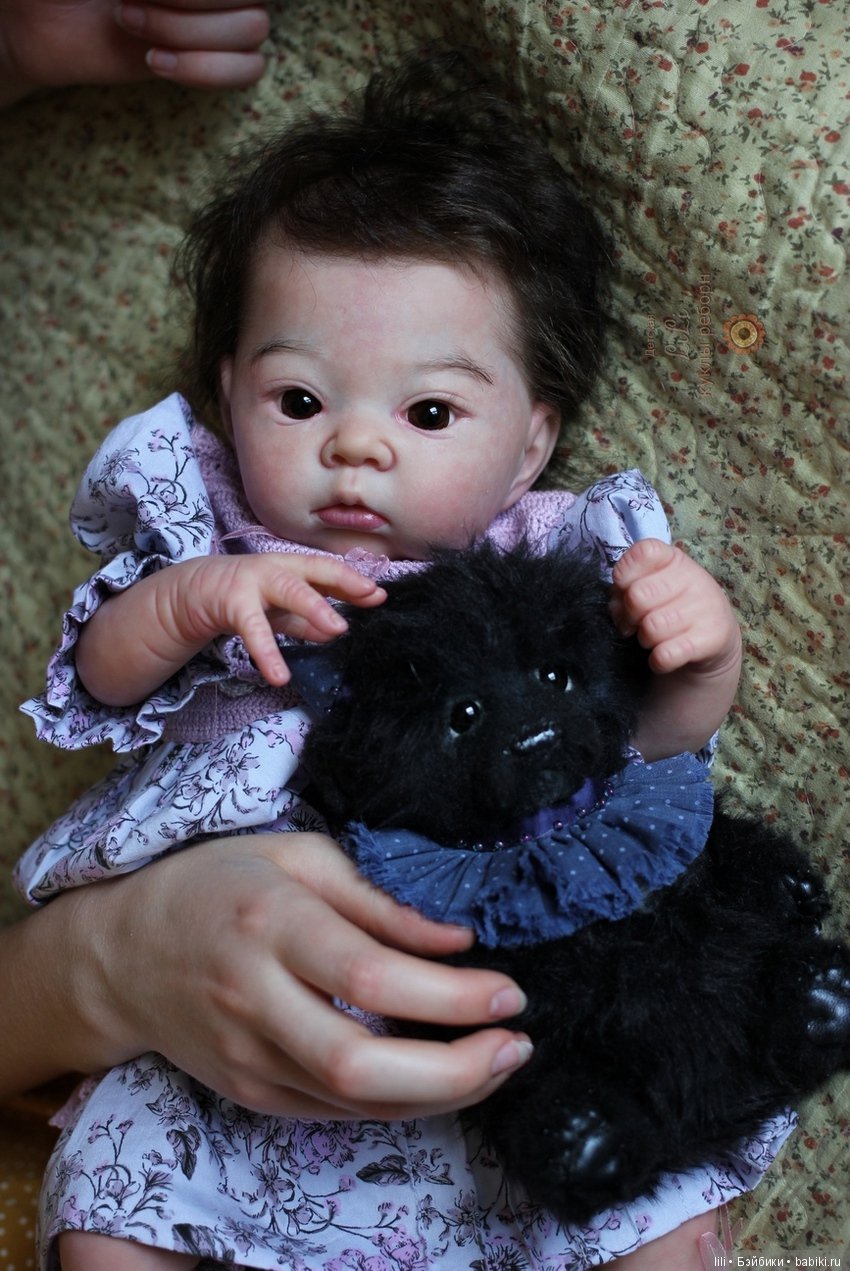 Азиаточка Акина в новом наряде, Adrie Stoete (фото 10)