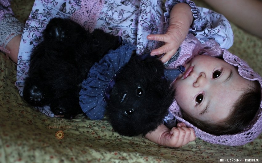 Азиаточка Акина в новом наряде, Adrie Stoete (фото 3)