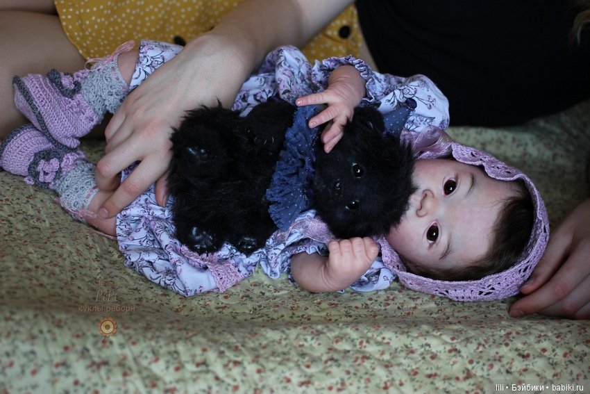 Азиаточка Акина в новом наряде, Adrie Stoete (фото 4)