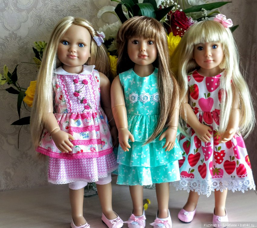 Девочки, цветы и новые платья
