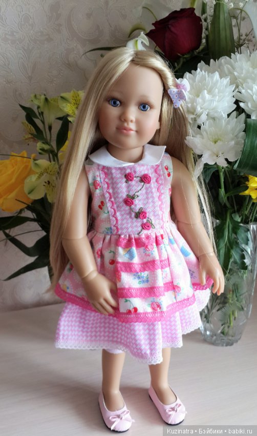 Девочки, цветы и новые платья