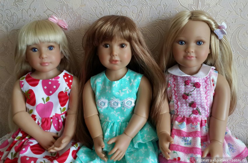 Девочки, цветы и новые платья