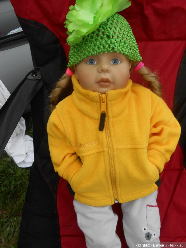 Перлуша первый раз ездила на море