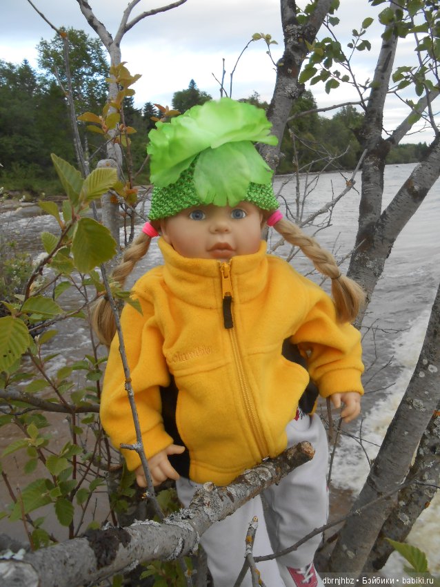 Перлуша первый раз ездила на море