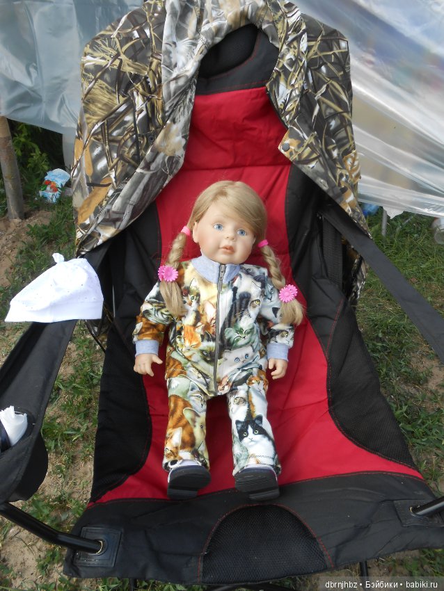 Перлуша первый раз ездила на море