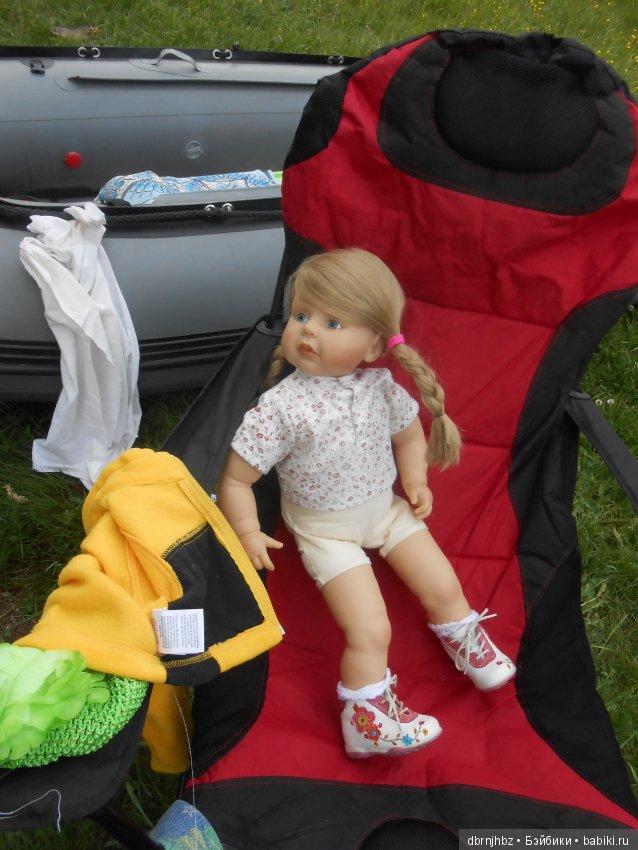 Перлуша первый раз ездила на море