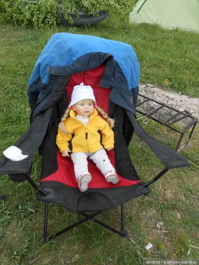 Перлуша первый раз ездила на море