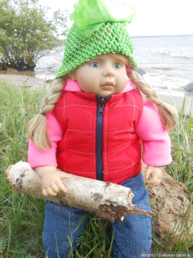 Перлуша первый раз ездила на море