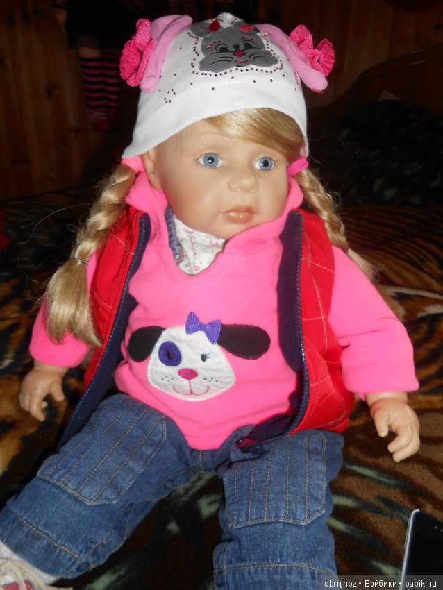 Перлуша первый раз ездила на море