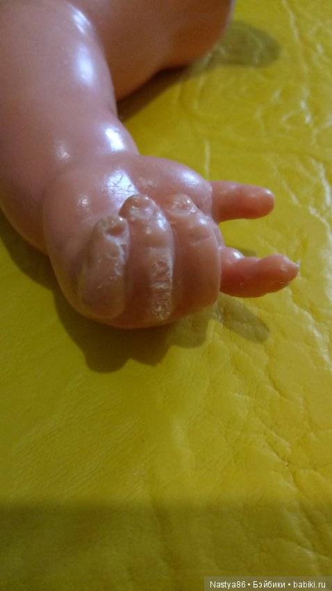 Как снять крепления с ручек и ножек