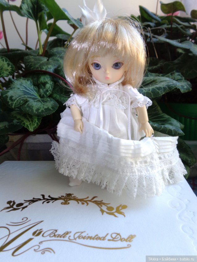 Зачем взрослым тетям куклы? Чтобы радоваться