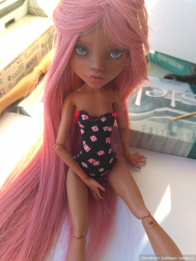 Переделала старый ооак — ООАК Monster High и Ever After High: репейнт (фото 9)