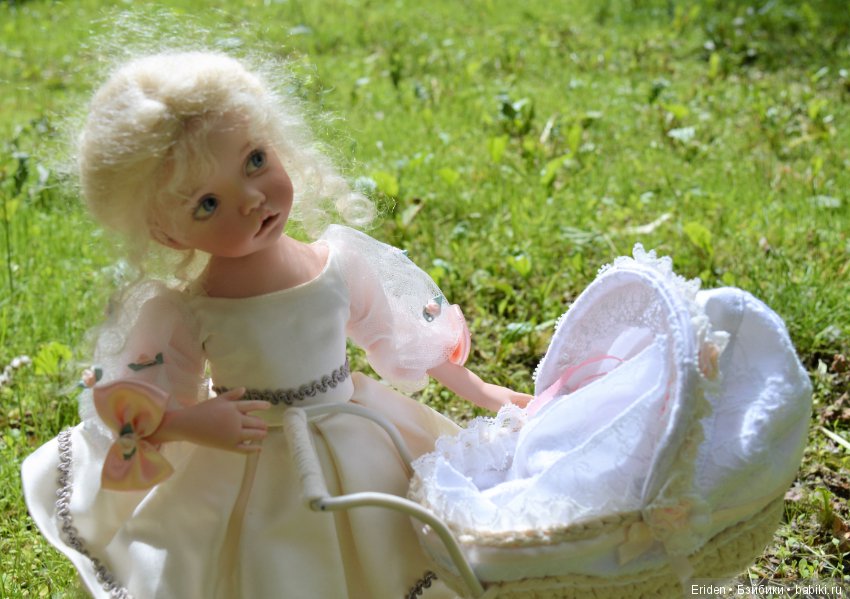 Николь на прогулке. Dianna Effner Nicole 1/1