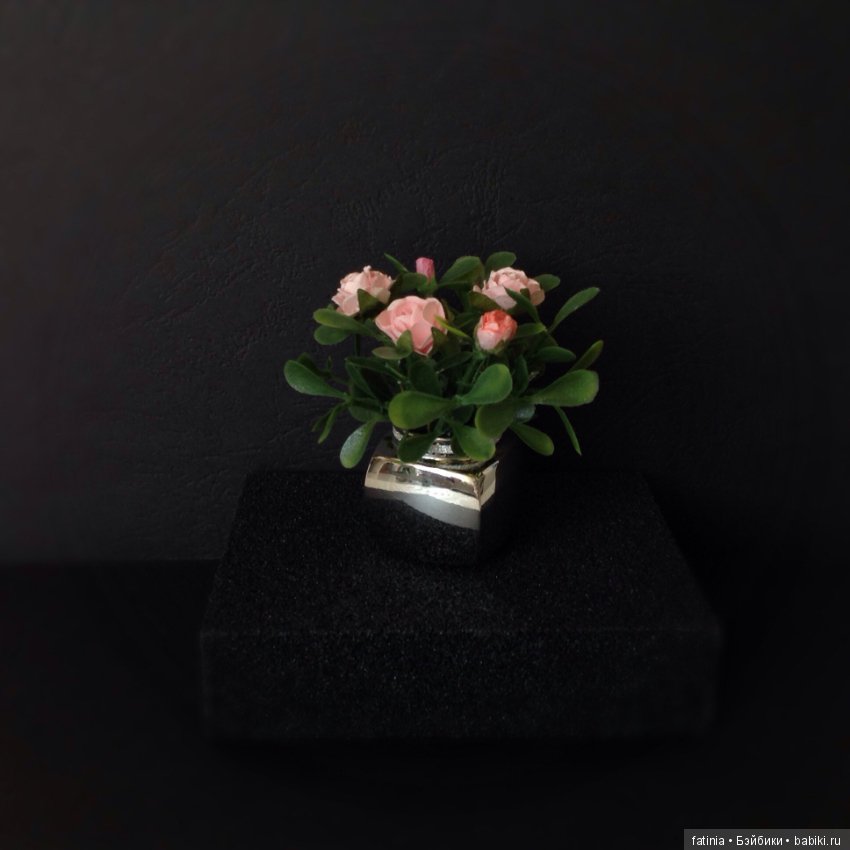 Растения, снова комнатные растения и цветы для кукольного интерьера