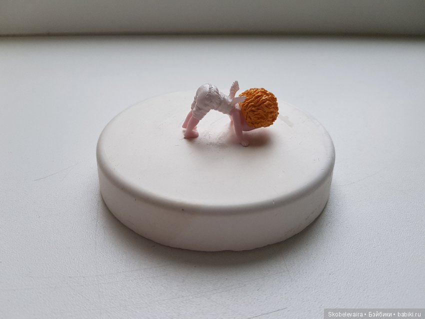 Милая миниатюра из шоколадных яиц с сюрпризом (фото 8)