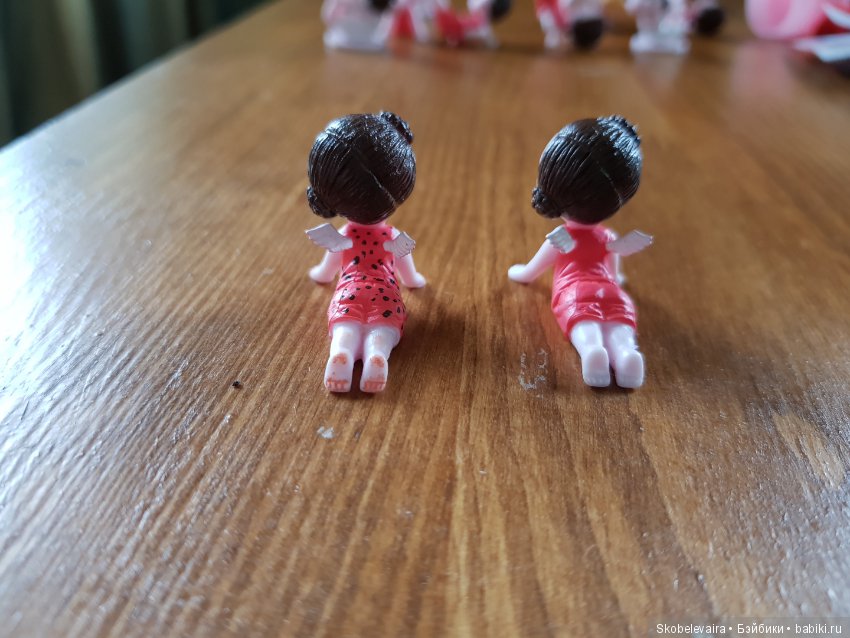 Милая миниатюра из шоколадных яиц с сюрпризом